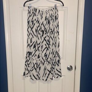 Alice Blue Asymmetrical Black and White Skirt